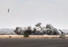Les rebelles yéménites houthis frappent l’Arabie saoudite en représailles à une attaque contre l’aéroport de Sanaa